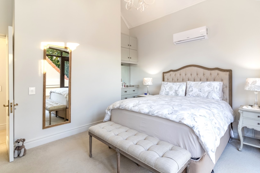 4 Bedroom Property for Sale in Boschenmeer Golf Country Estate Western Cape